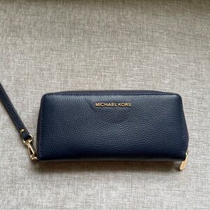 Michael Kors Wristlet